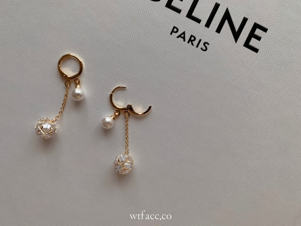 現貨 花邊包鑽珍珠長垂耳 耳環 What The Fun 小商行