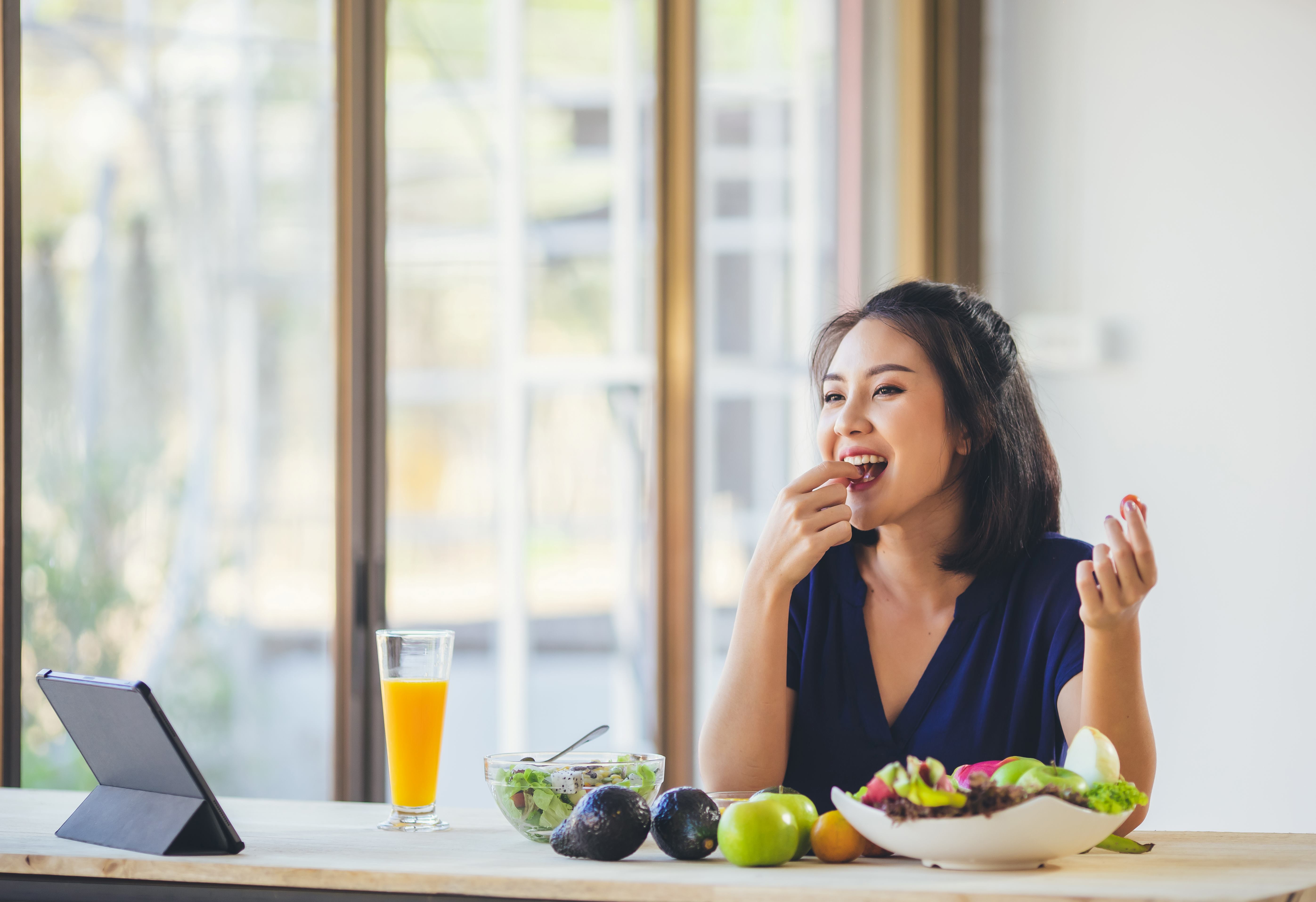 爆痘食物別誤吃!抗痘飲食一次看!