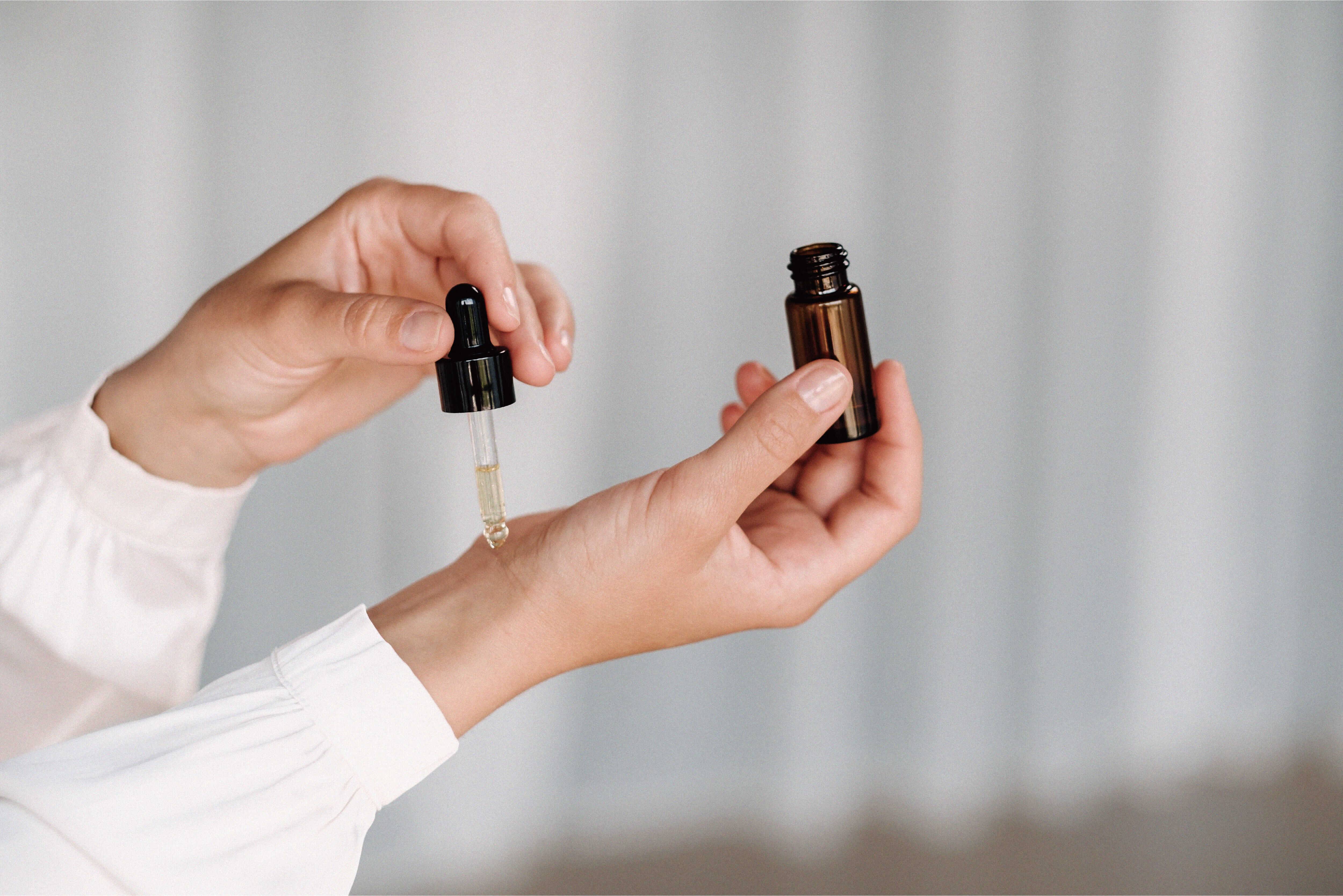 伊蘭伊蘭精油按摩方法緩解焦慮、壓力、憂鬱情緒