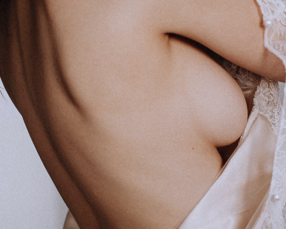 用對豐胸精油,讓豐胸效果更加倍