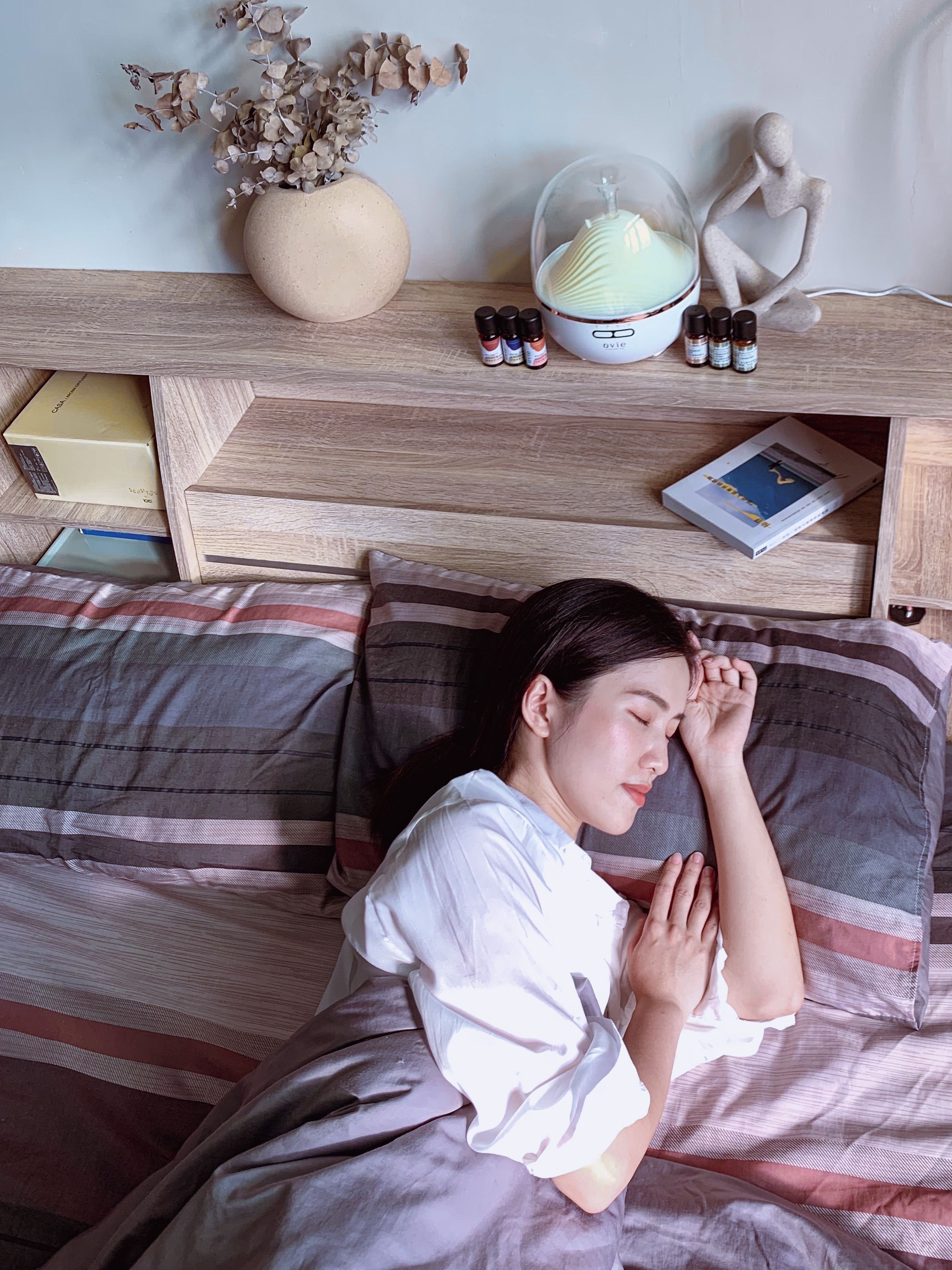 助眠推薦用黃光擴香精油