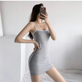 ［DRESS] 歐美風撞色吊帶連身短裙_2