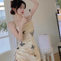 ［DRESS] 蝴蝶緞面美背連身短裙