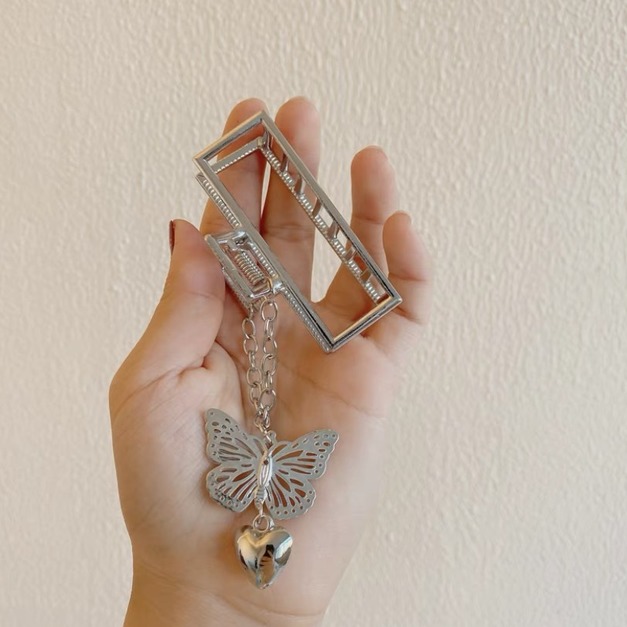 銀色方形吊墜夾 7CM