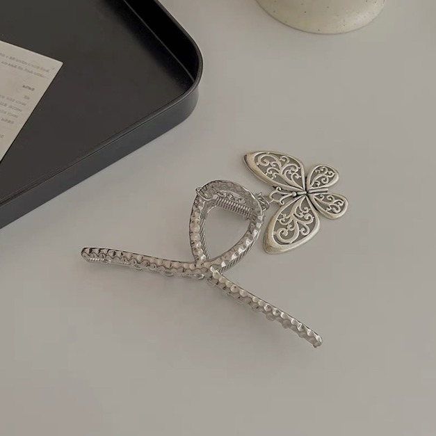 銀色交叉紋理吊墜夾 11CM