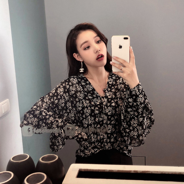 復古碎花氣質大V領小清新優雅雪紡衫