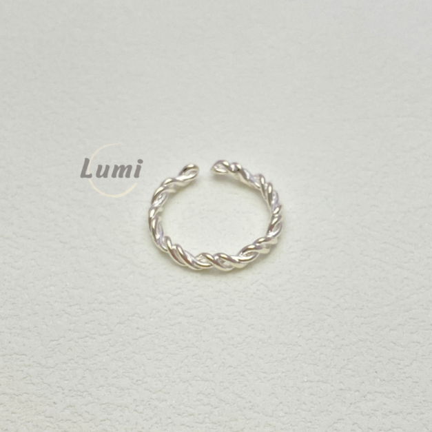 緩緩交織．純銀扭結設計戒指