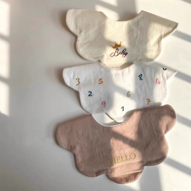 韓國質感刺繡口水巾 三條一組 共6組
