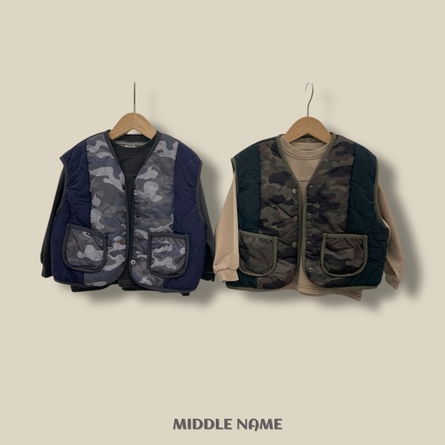 MIDDLE NAME｜雙面穿迷彩拼接鋪棉背   兩色