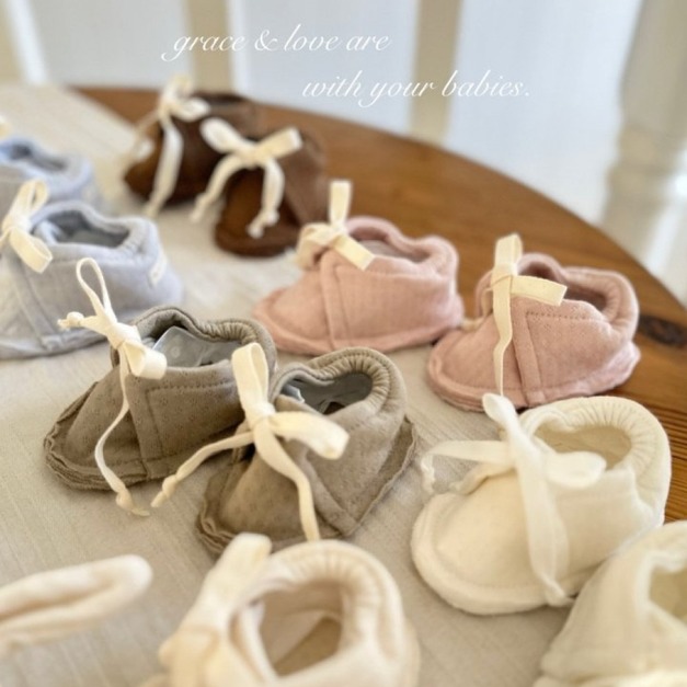 ONBEBE｜Free Size 新生兒柔軟綁帶鞋（0&ndash;6M）