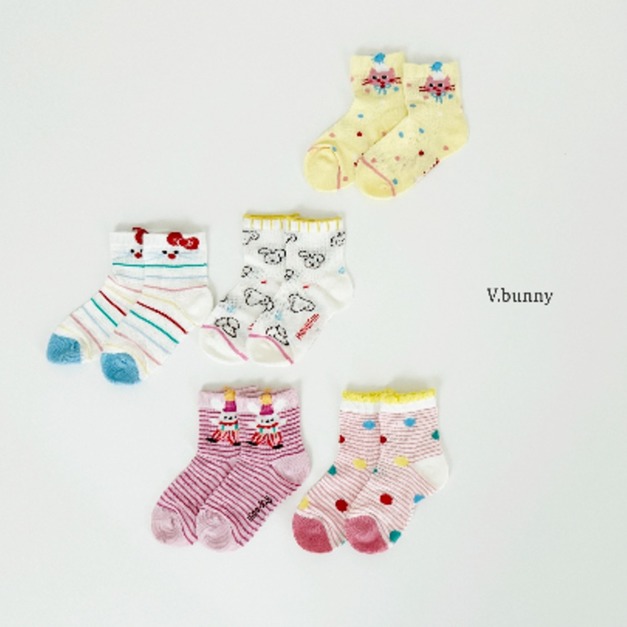 V. BUNNY 可愛粉系童襪一組五雙