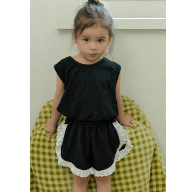 Stella&K(Woodie) ｜ 華夫格蕾絲滾邊小飛袖套裝   2色