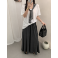 微透感防曬上衣 × 垂墜感百褶長裙