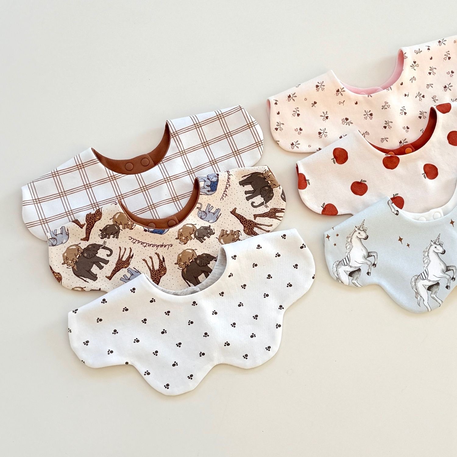 360° 旋轉純棉雙面口水巾