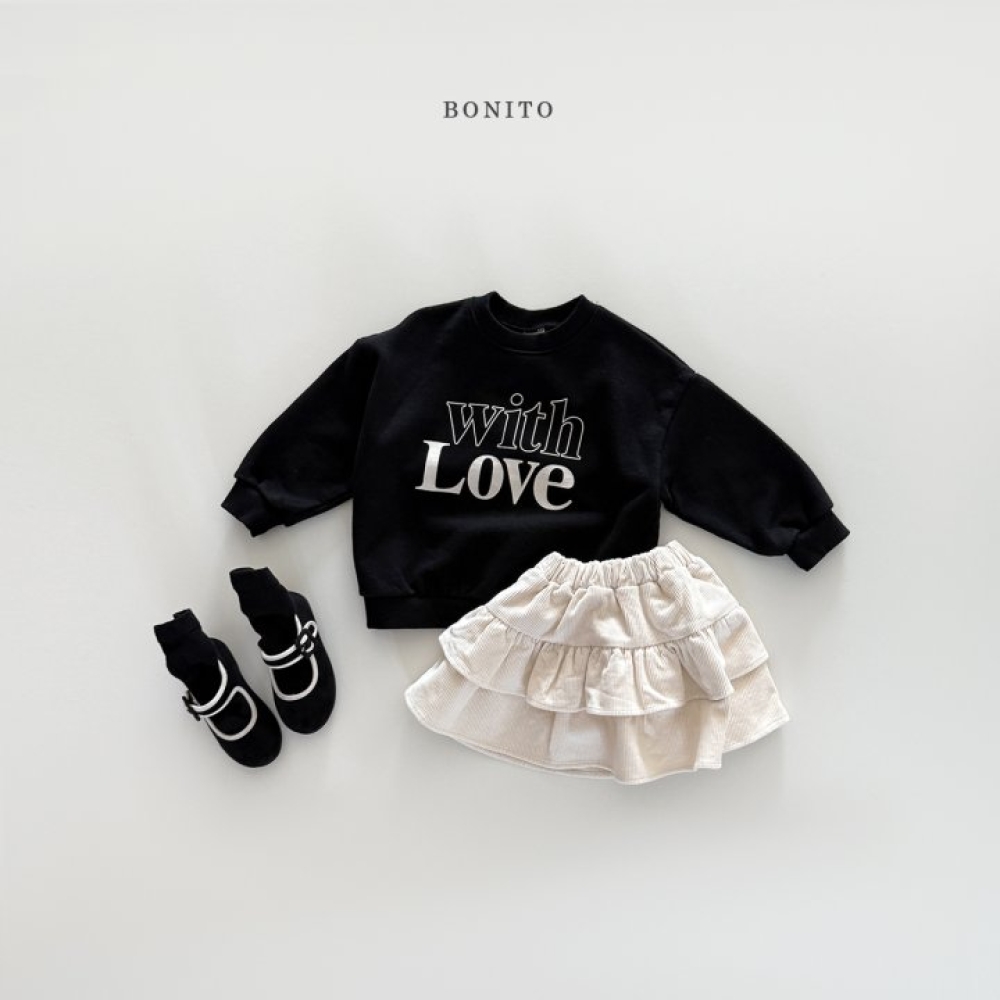 Bonito - with love 棉質圓領大學T 2色_d0456bec9ef066f83579c2c3f53478e4.jpg