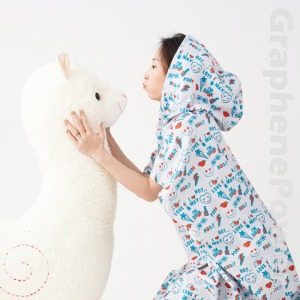 【GraphenePower】石墨烯多功能連帽斗篷/毛巾衣(大人款)-塗鴉風