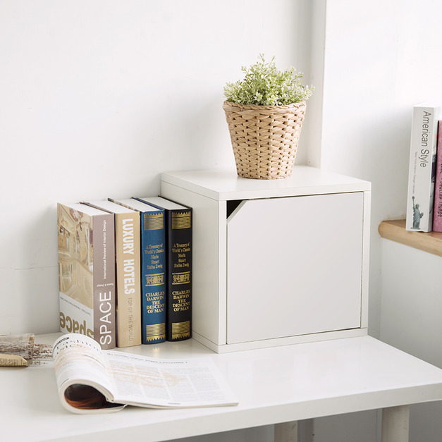 巧拼 有門櫃 | 清新白