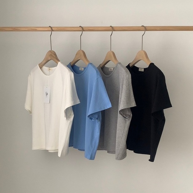 簡約微短版純色Tee