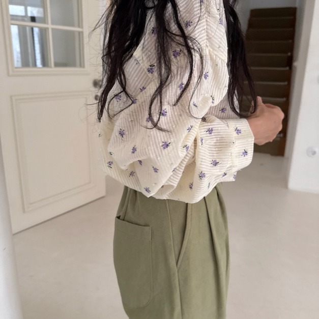 復古感荷葉領小花襯衫