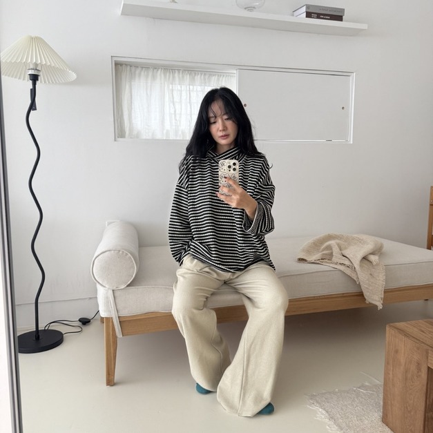 蓬鬆高領彈性上衣