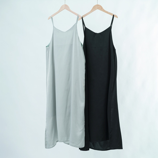 緞面連身背心裙 水藍