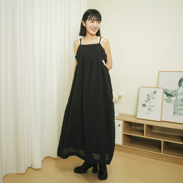 格紋涼感細肩連身裙 黑