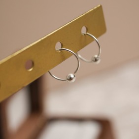 圍一個圈｜925純銀耳環・圈圈式