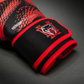 VENUM 龍紋拳套-黑紅【14oz】_2