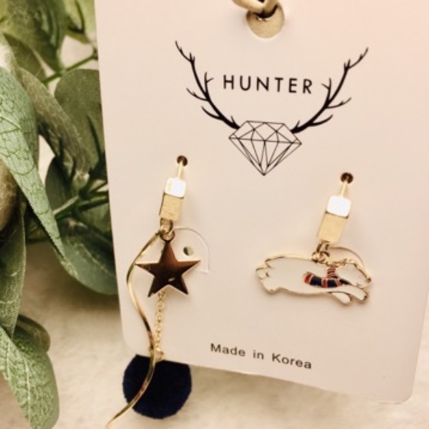 不對稱金屬風飛翔北極熊