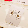 韓系氣質花朵大珍珠耳環