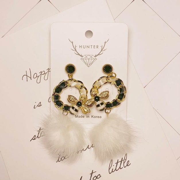 氣質韓系編織圓環蜜蜂絨球球耳環