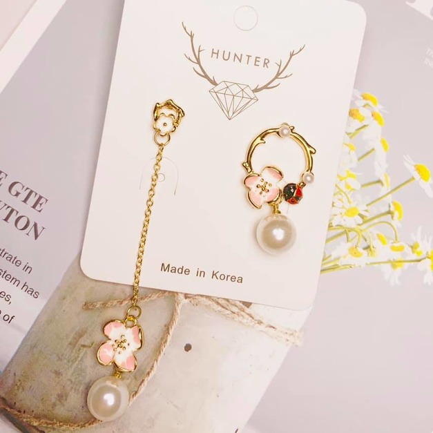 韓系氣質不對稱花朵瓢蟲珍珠耳環
