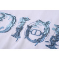 DIOR 胸前冰雪刺繡LOGO短袖 (白)_3