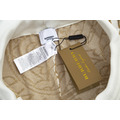 BURBERRY Logo印花短褲（米白金色款）_6