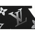 LOUIS VUITTON 大型 Monogram 滿版印花短袖 (黑)_3
