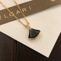 BVLGARI 黑色天然石小扇子小裙子項鍊_1