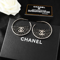 CHANEL 銀色C型圈水鑽耳環 (黑)_1