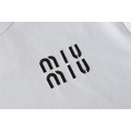 MIUMIU 立體刺繡經典logo短袖 (白色)_2