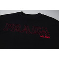 PRADA 背後大簍空LOGO短袖 (黑)_2