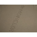 MONCLER 黑標系列背後浮標字母短袖(墨綠)_3