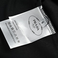 PRADA 倒三角噴墨印花logo短袖 (黑)_4