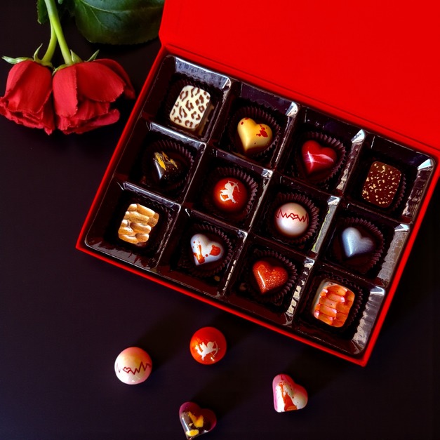 【2026西洋情人節限定】Love, in Twelve Forms｜愛的十二種樣子 - CoCa MaMa 巧克力工坊