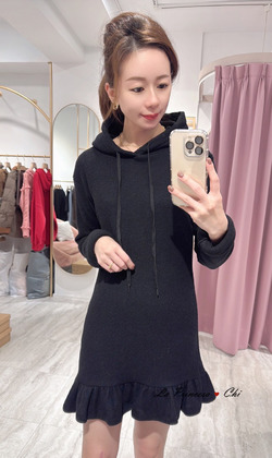 [05010707] 連帽小裙襬洋裝