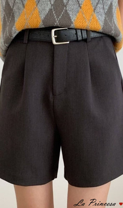 [06019808] 附皮帶西裝短褲