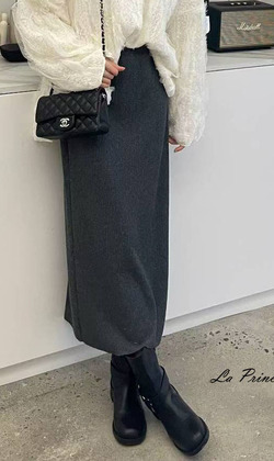 [07008306] 坑條針織長裙