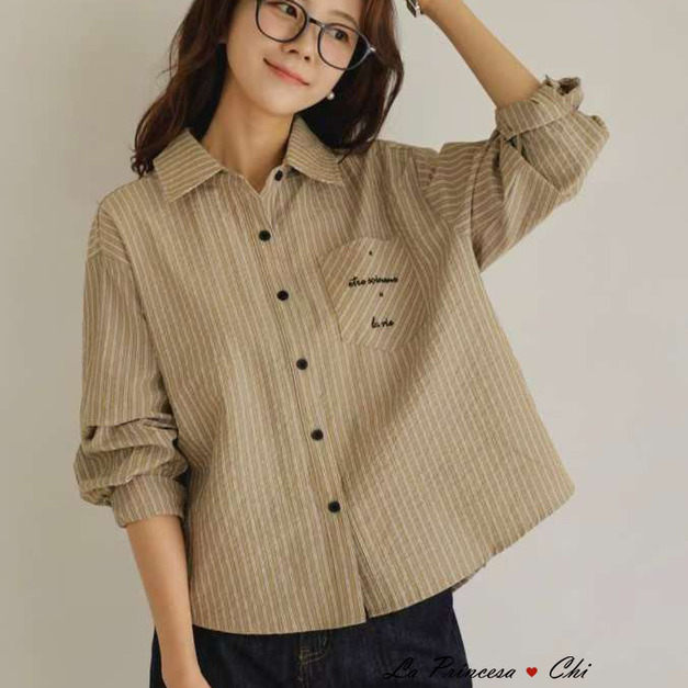 [03024805] 口袋字母直纹襯衫