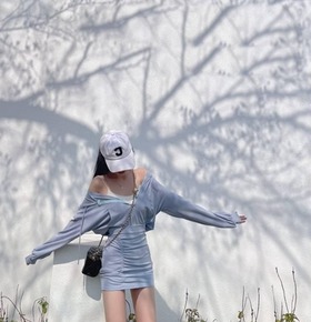 出清無退換｜套裝休閒連帽拉鏈外套+皺摺裙