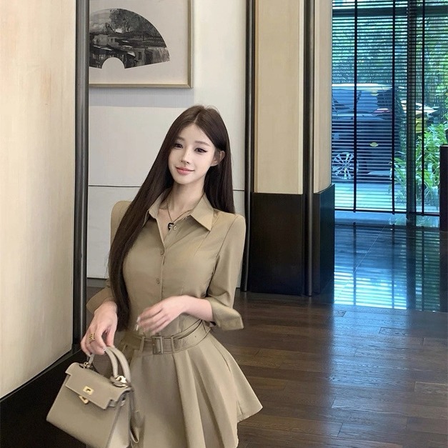 出清無退換｜氣質反領腰帶收腰連身洋