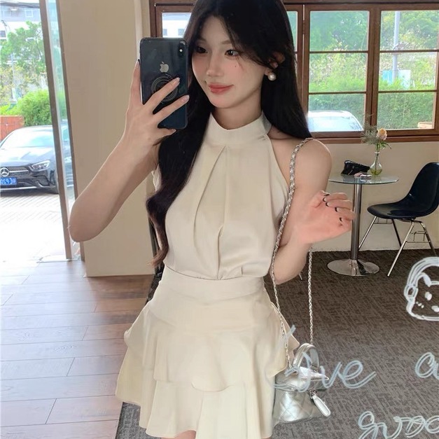 出清無退換｜套裝緞面削肩上衣+蛋糕裙