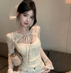 性感蕾絲綁帶胸墊上衣